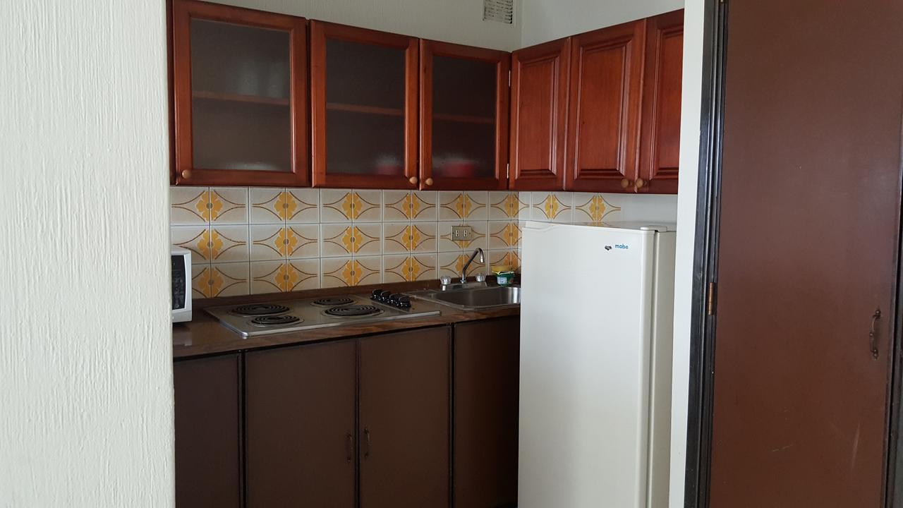 Apartment Business/Airport Area Guatemala City ภายนอก รูปภาพ